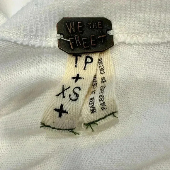 We The Free first love lace up top white long sleeve oversized size XS - Picture 6 of 6